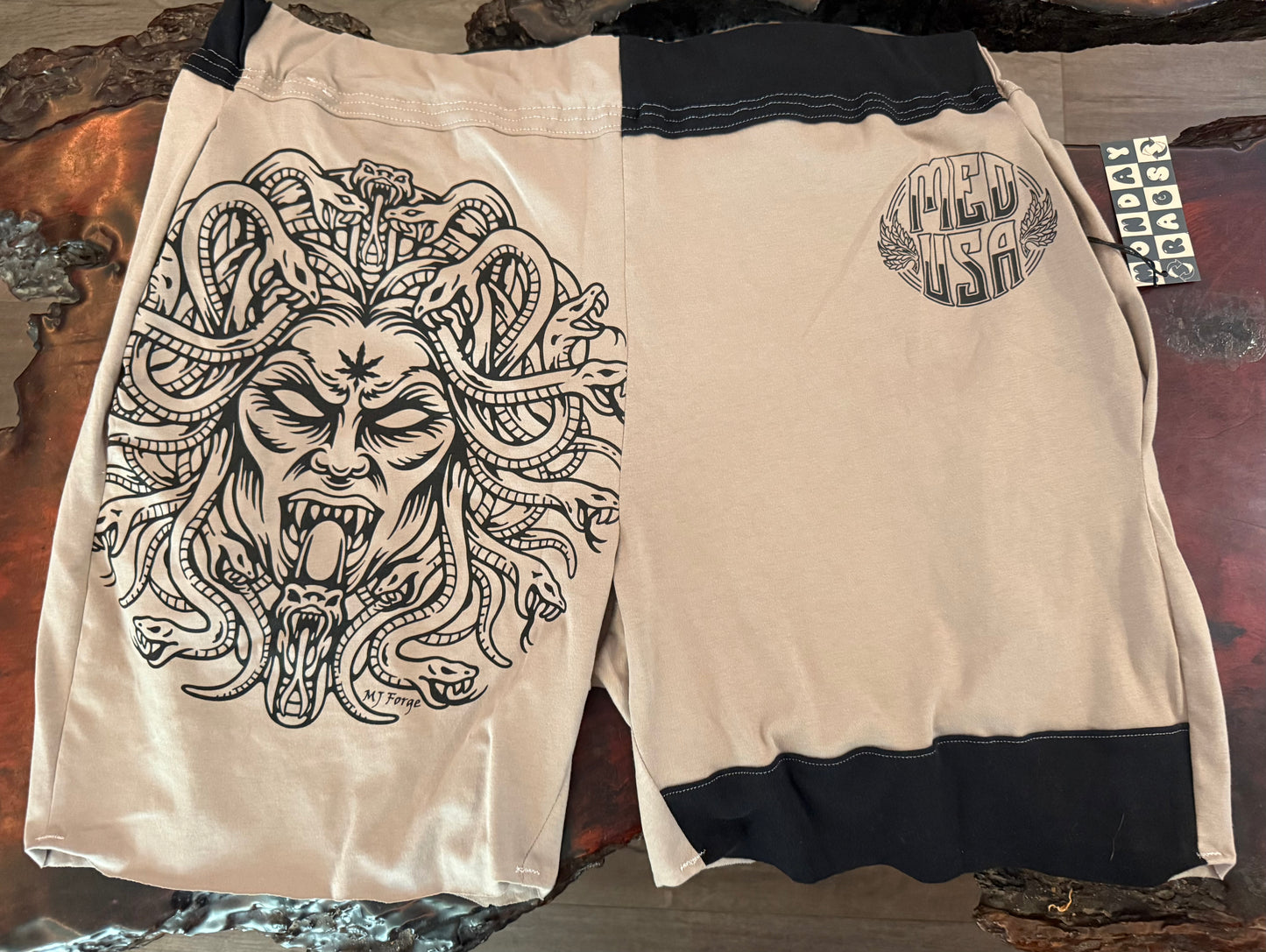 MED-USA shorts XL