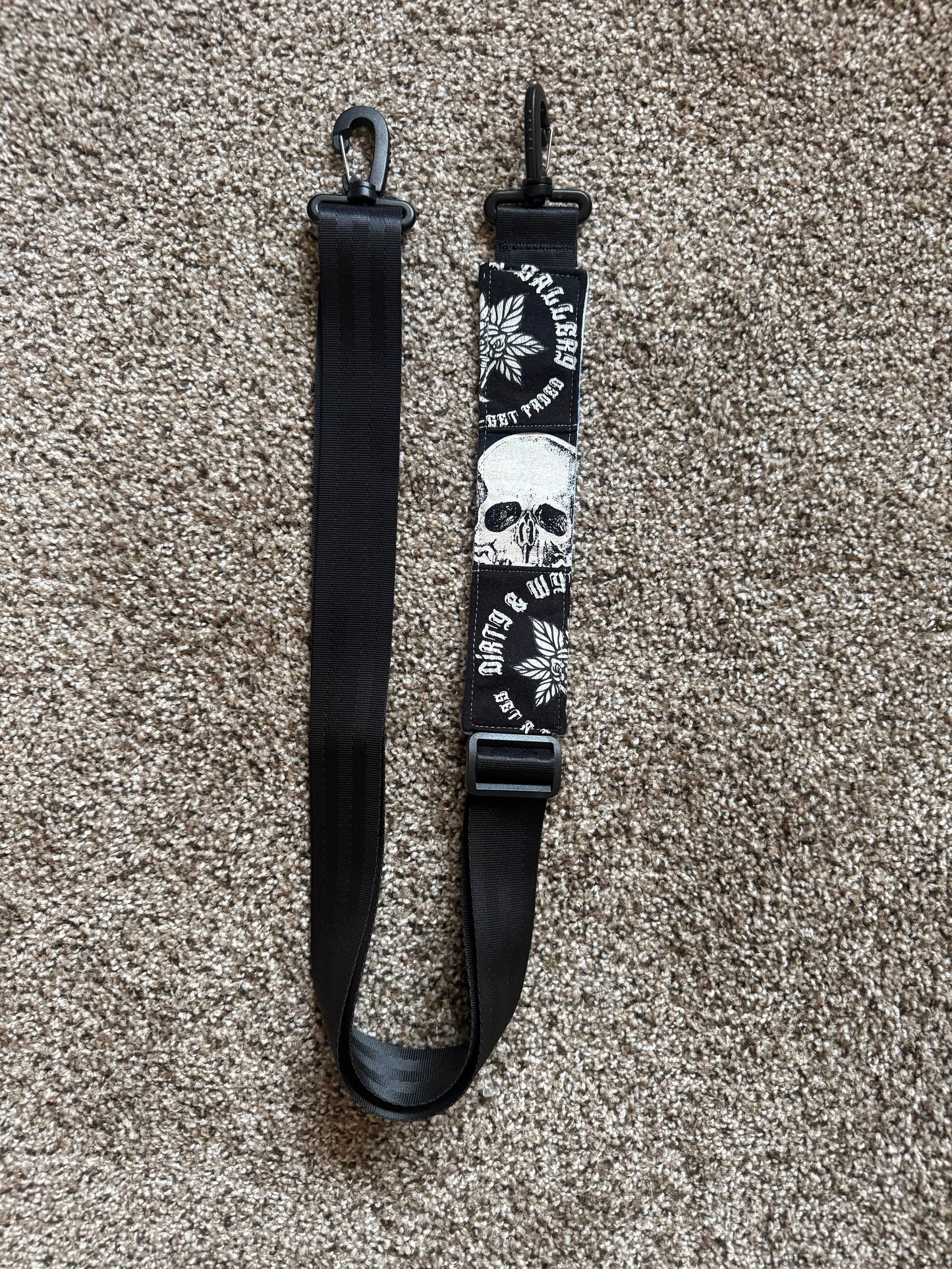 Poster Strap.
